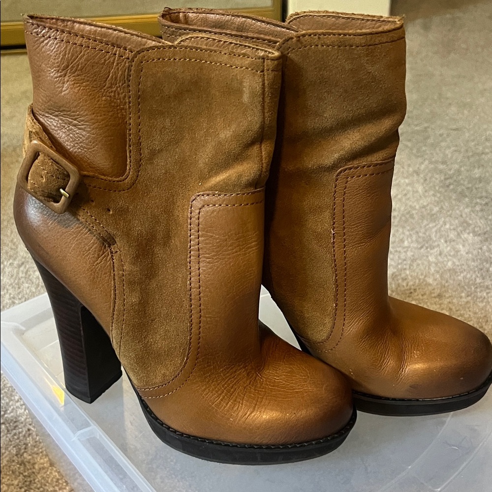 Jessica Simpson Brown Leather platform, 5” Ankle Boots